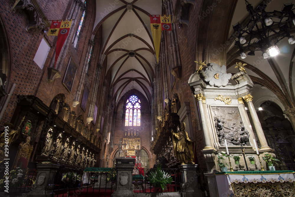 Obraz premium Interior of St. John the Baptist Cathedral in Wroclaw, Poland