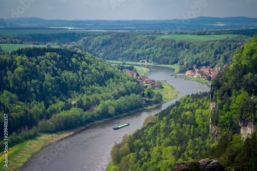 Fototapeta Naklejka Na Ścianę i Meble -  river Elbe, National park Saxon Switzerland