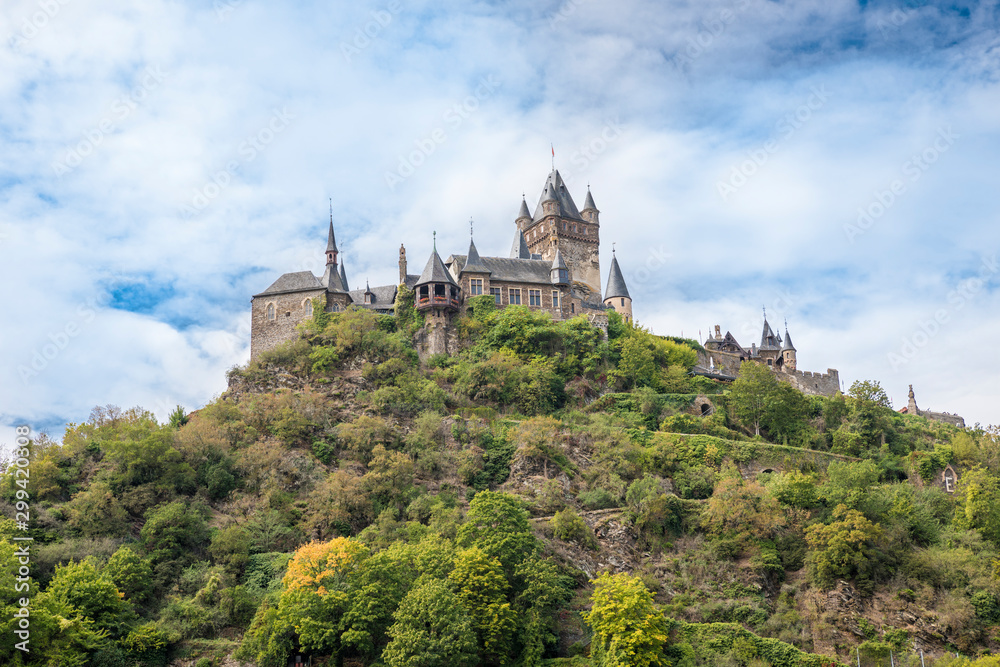 Reichsburg Cochem, Cochem Imperial castle, landmark on a mountain peak 100 meters above the town of Cochem, Mittelmosel, Moselle, Rhineland-Palatinate, Germany, Europe