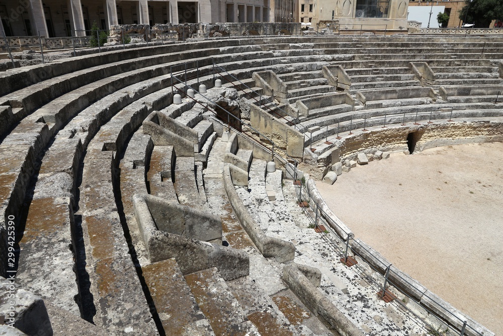 Roman amphitheater, Lecce