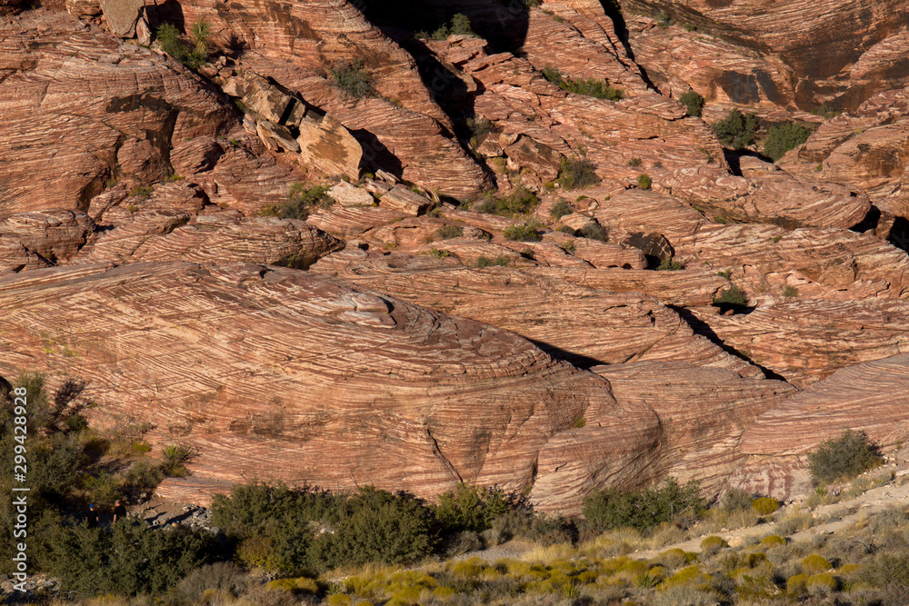 Obraz premium Red Aztec Sandstone cliffs in Red Rock Canyon National Conservation Area in Nevada
