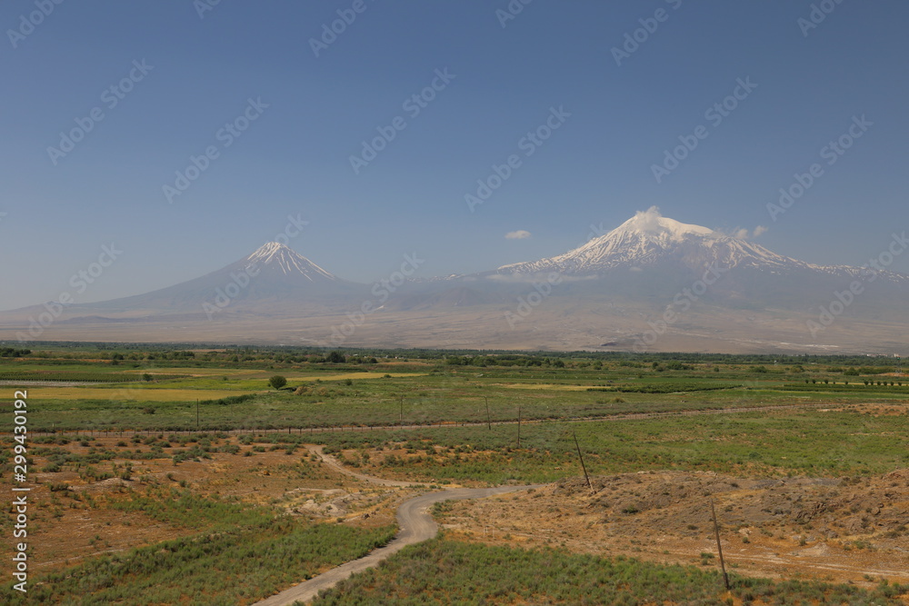 Vue du grand Ararat et du petit Ararat (Frontière Arménie/Turquie))