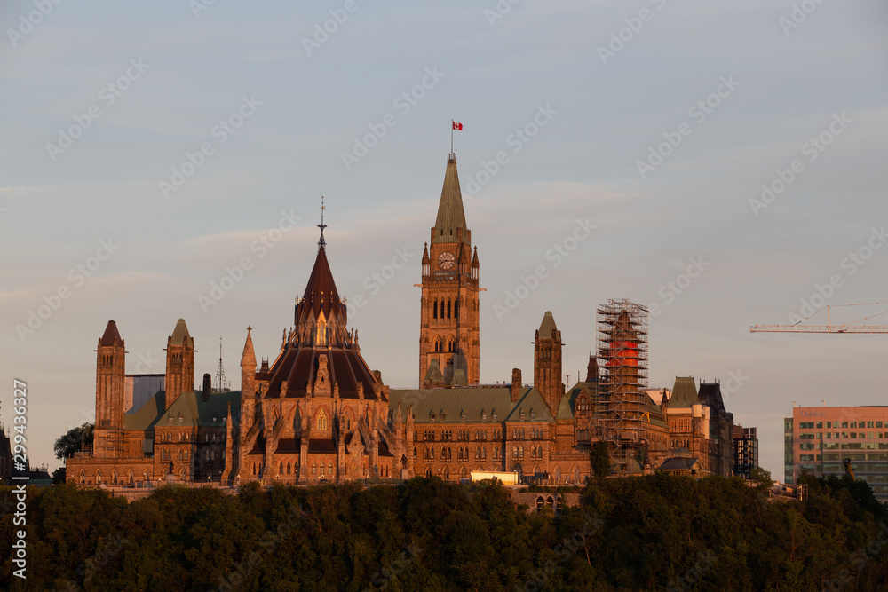 Canada's Parliament building at dusk