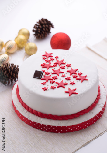 Christmas fondant cake with Christmas ornaments