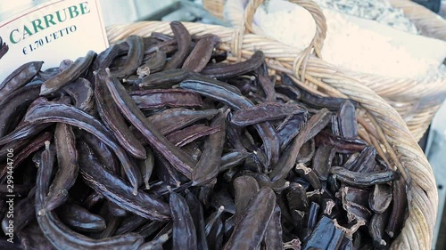Bulk dried carob