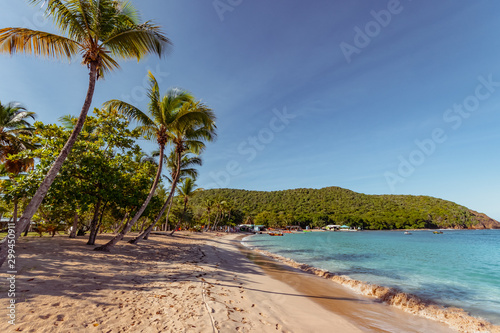 Boat trip in Carnash bay beach Mayreau 