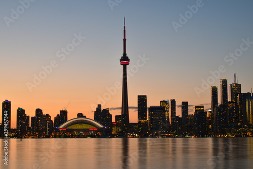 Canvas Print Cityscapes and night scenes of Toronto city in Canada