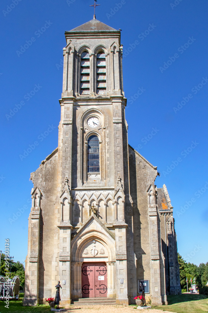 Saint-Evroult-Notre-Dame-du-Bois. Eglise. Orne. Normandie	