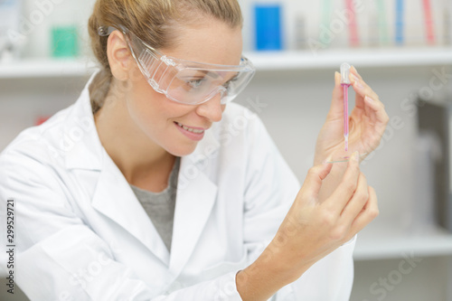 a female doctor doing research
