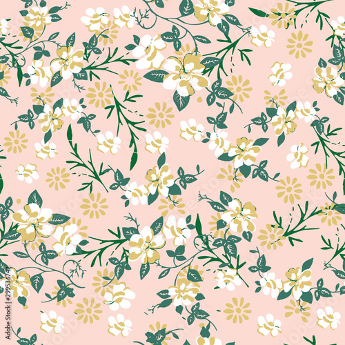 Fashionable pattern in small flowers © ESN design
