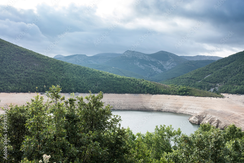 Fototapeta premium Cantabrian Mountains with artificial lake