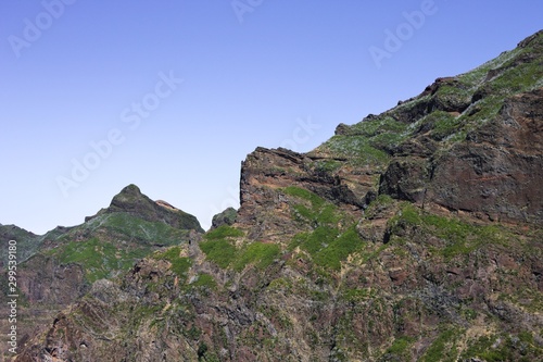 Mountain peaks of Madeira island: panoramic view from hiking paths (Portugal, Europe) © Tommaso