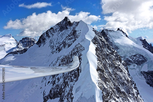 Piz Bernina mit Biancograt