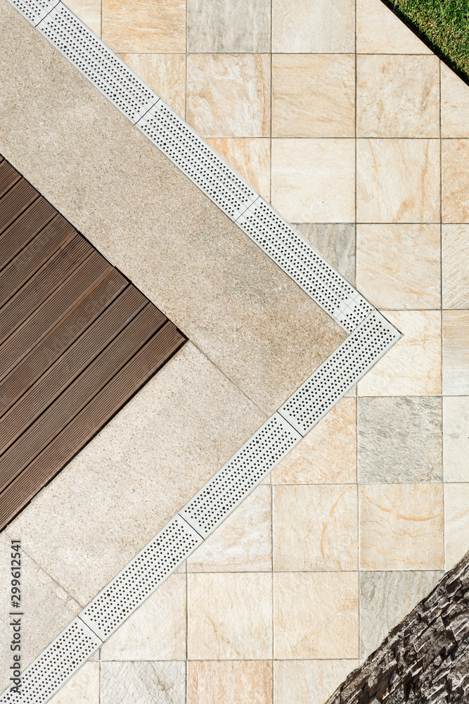 Overflow grilles for swimming pools. Tap water at the edge of the bowl. System. Sections. Hygiene. Overflow grilles for swimming pools. Tap water at the edge of the bowl. System. Sections. Hygiene.
