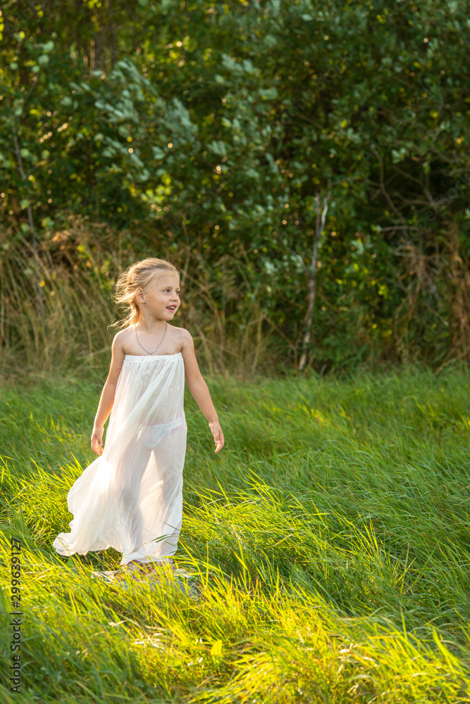 Children's photo shoot in nature Children's photo shoot in nature