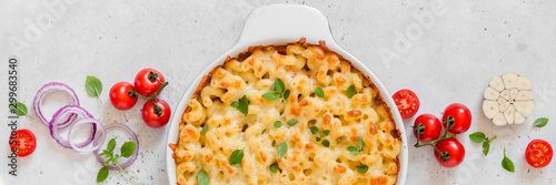 Obraz na plátně Pasta and Cheese Bake