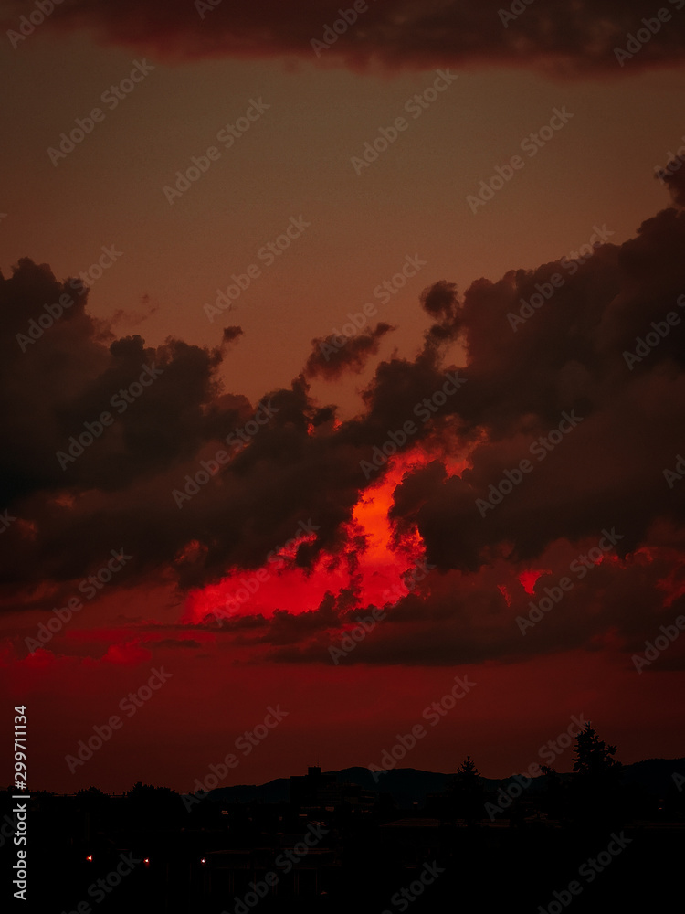 Obraz premium sunset in mountains