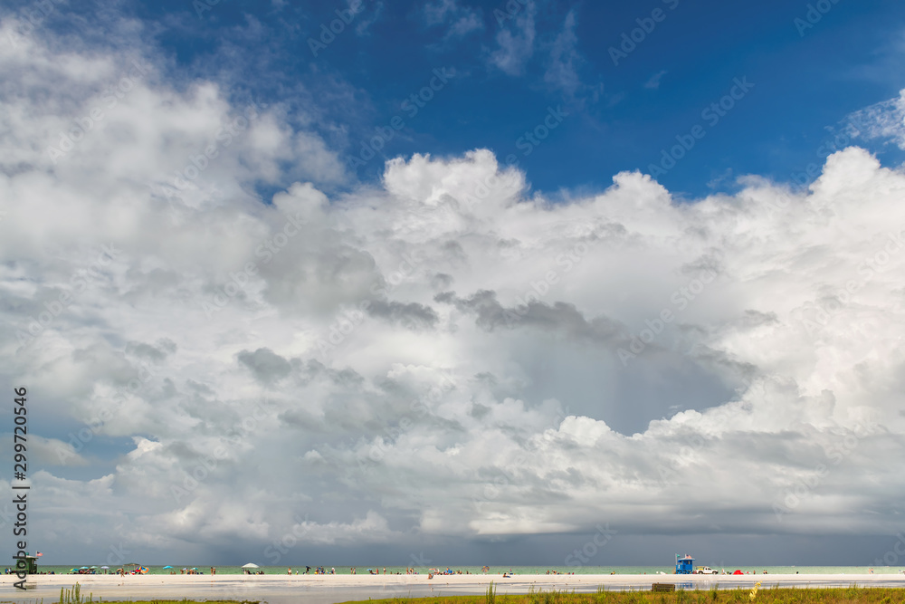 Siesta Key Beach with dramatic clouds, Florida Gulf Coast, Sarasota, USA