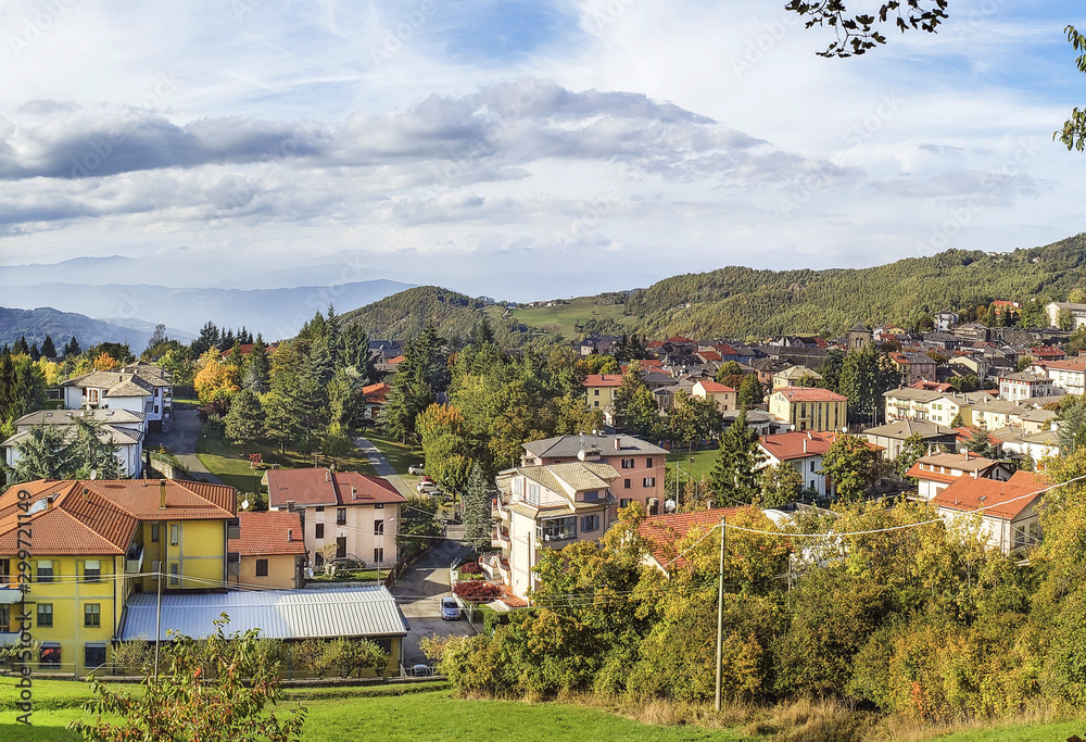 Beautiful panoramic view of the village of Bercheto, located in the Apennine mountains between La Spezia and Parma in the valley of the Taro River.