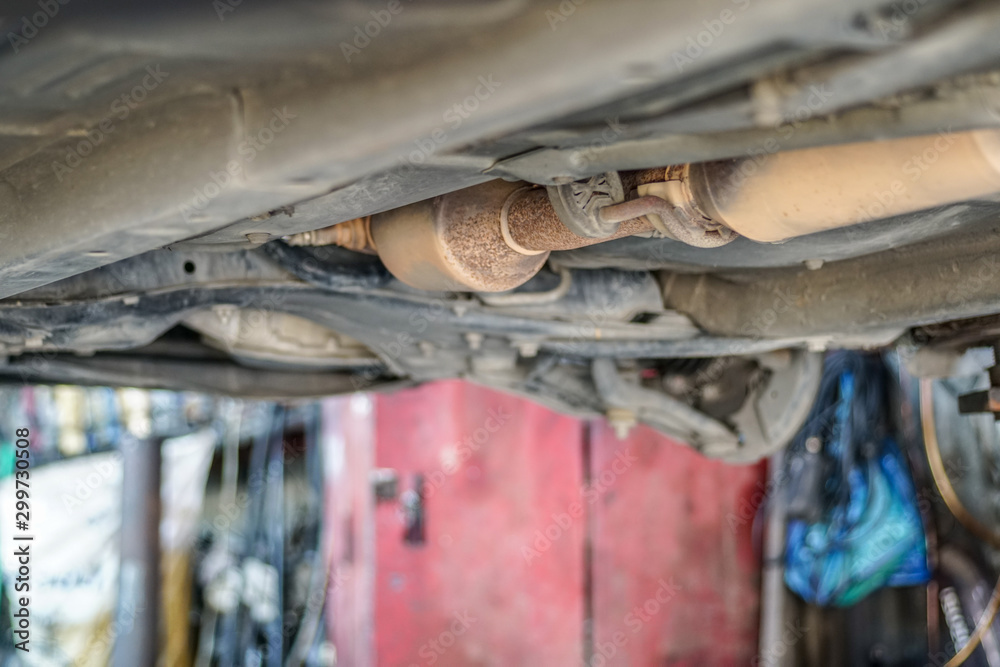maintenance, change, wheel, automobile, vehicle, steel, repair, disc, brake, mechanic, automotive, nuts, disk, control arm, rusty, garage, jack lifts, screw, red, mechanical, part, strut assembly, tir maintenance, change, wheel, automobile, vehicle, steel, repair, disc, brake, mechanic, automotive, nuts, disk, control arm, rusty, garage, jack lifts, screw, red, mechanical, part, strut assembly, tir