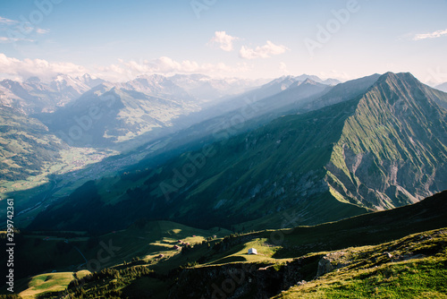 Bergkamm im Sonnenuntergang