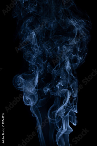 Fototapeta Naklejka Na Ścianę i Meble -  Blue smoke on black background, blue abstract smoke on black background, smoke background.
