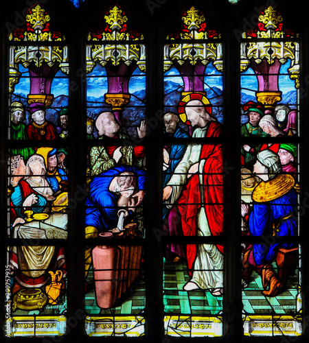 Obraz na plátně Stained Glass in Le Treport - Wedding at Cana