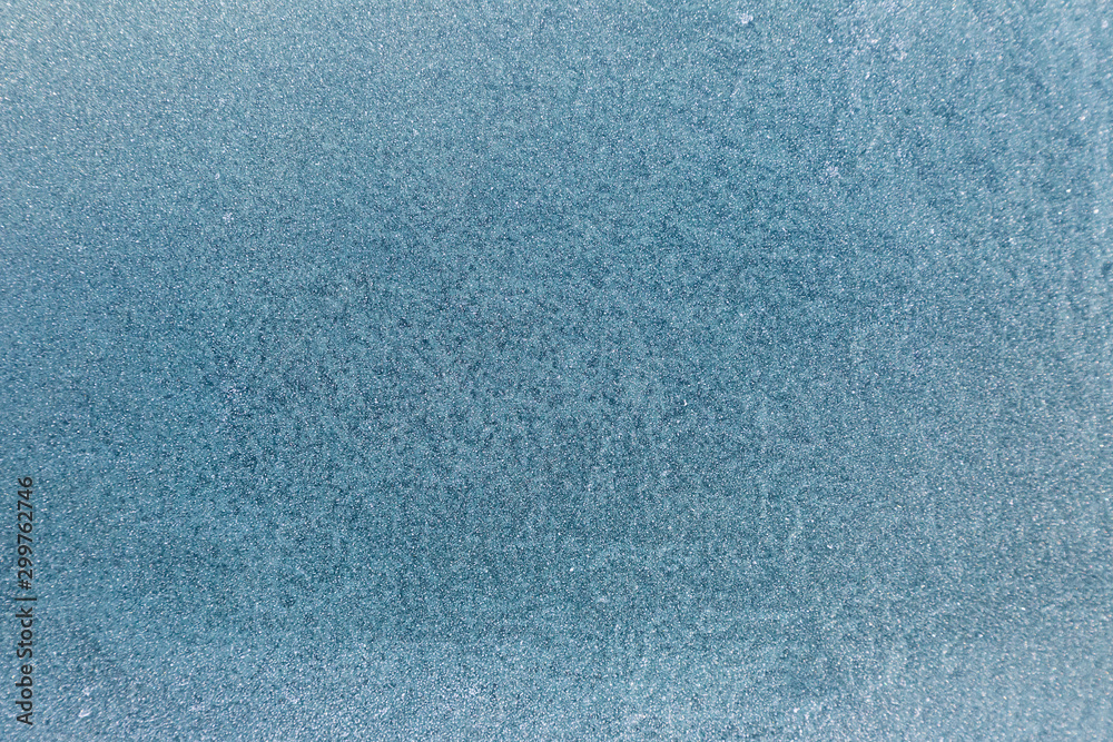 Frost auf einer Oberfläche, Eiskristalle