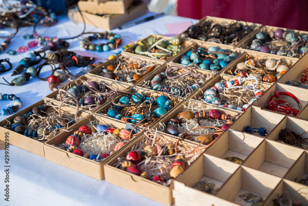 Handmade jewelry and accessories at souvenir market - obrazy, fototapety, plakaty 