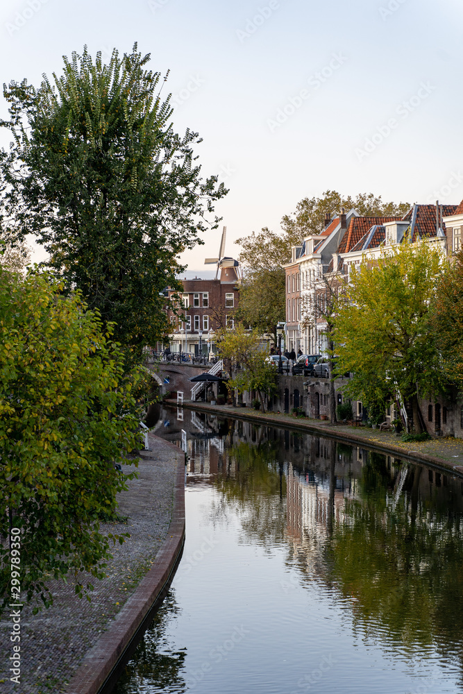 Autumn at the Utrecht canals. Oude gracht.