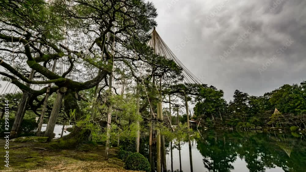 Timelapse Tracking Shot of Historic Japanese Garden in Kanazawa, Japan Timelapse Tracking Shot of Historic Japanese Garden in Kanazawa, Japan