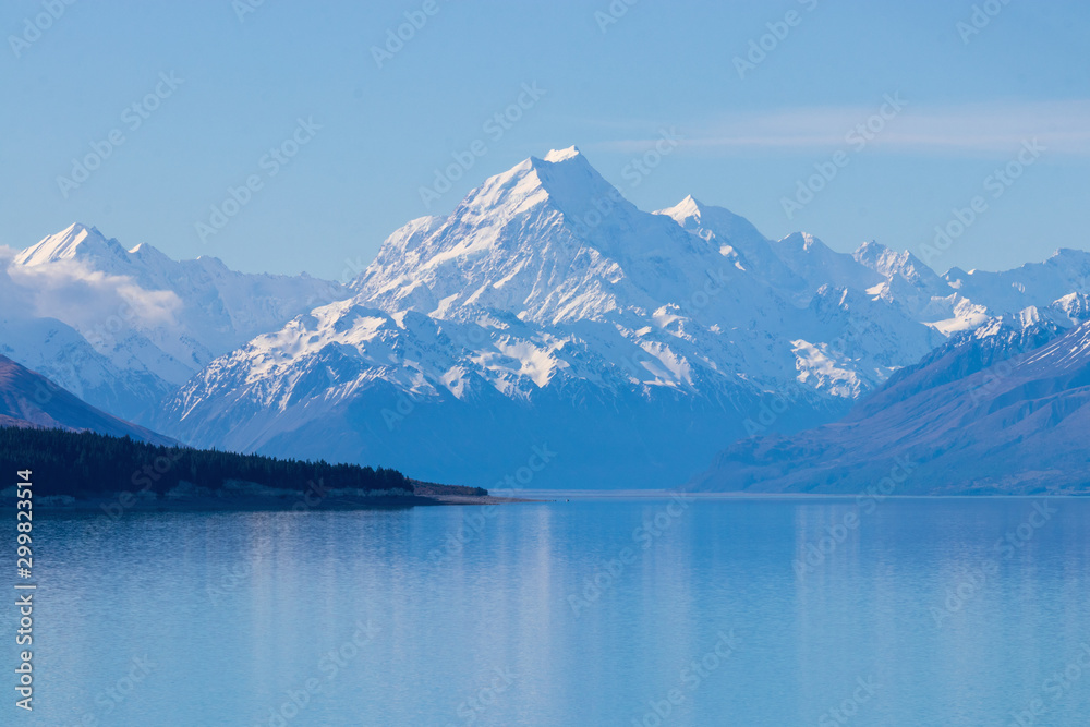 Naklejka premium Mount Cook reflection in Pukaki lake, New Zealand