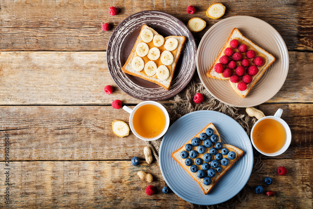 Peanut butter sandwiches with fruits