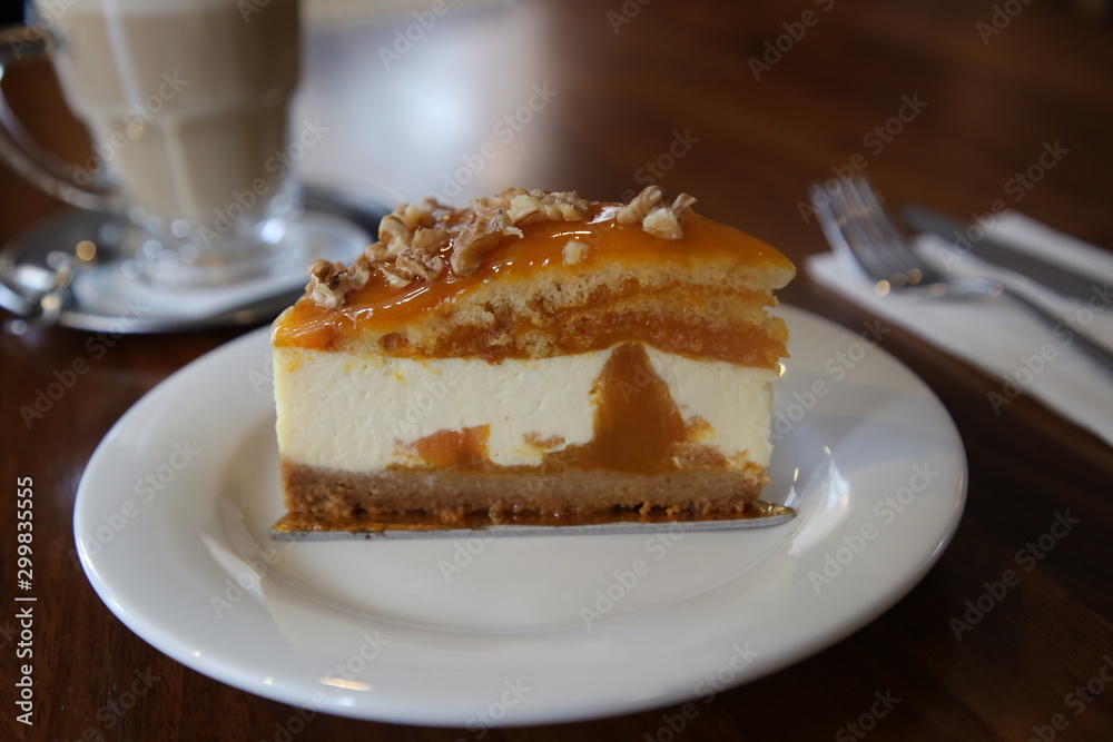 Cheesacake with walnuts and pumpkin. Cheesacake with walnuts and pumpkin.