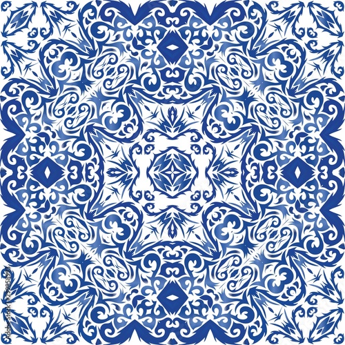 Portuguese vintage azulejo tiles. © Эдуард Ку знецов