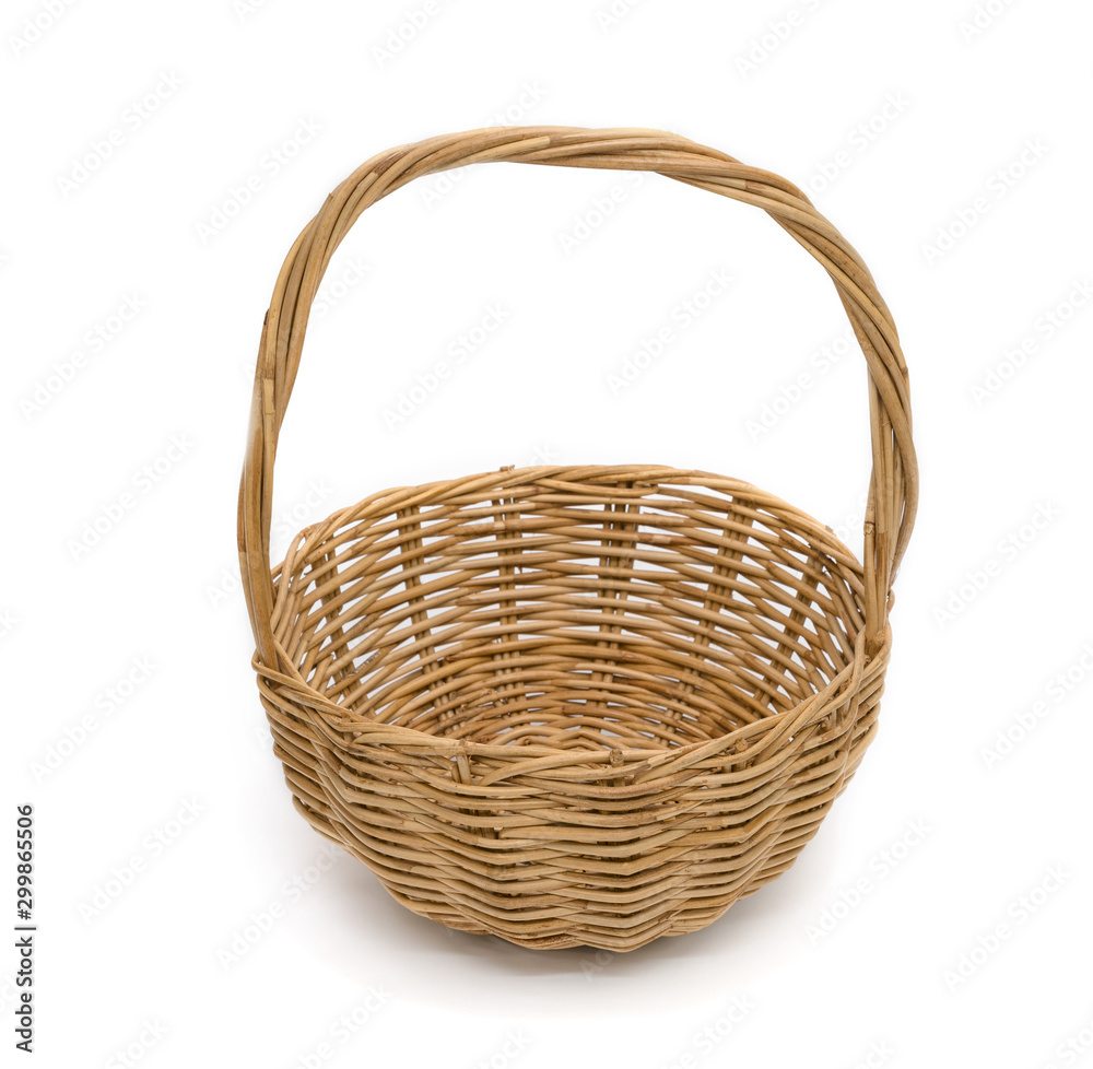 Obraz premium wicker basket isolated on a white background