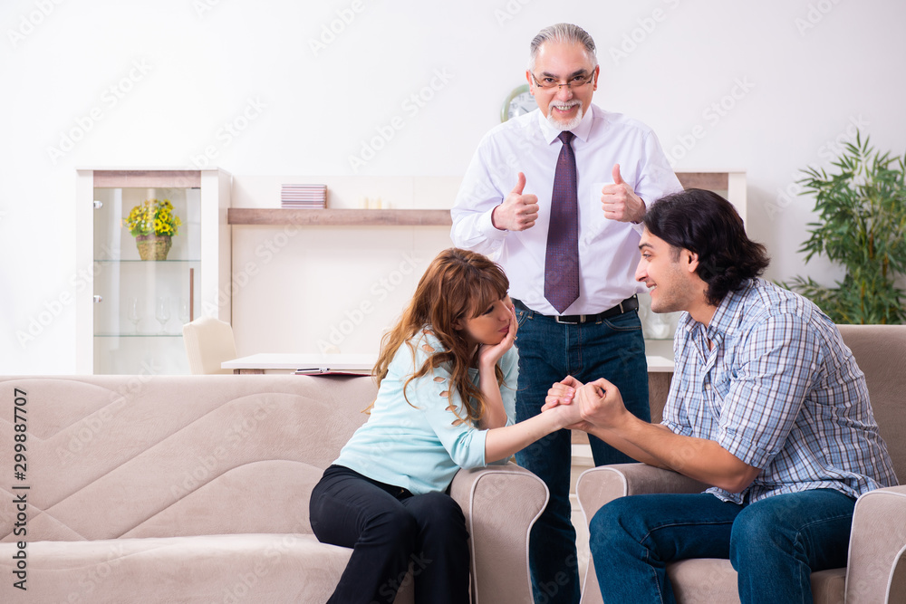 Young pair visiting experienced doctor psychologist Young pair visiting experienced doctor psychologist