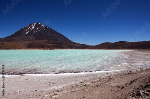 Laguna Verde (Green Lake) a high altitude desert lake in the Eduardo Avaroa Andean Fauna National Reserve