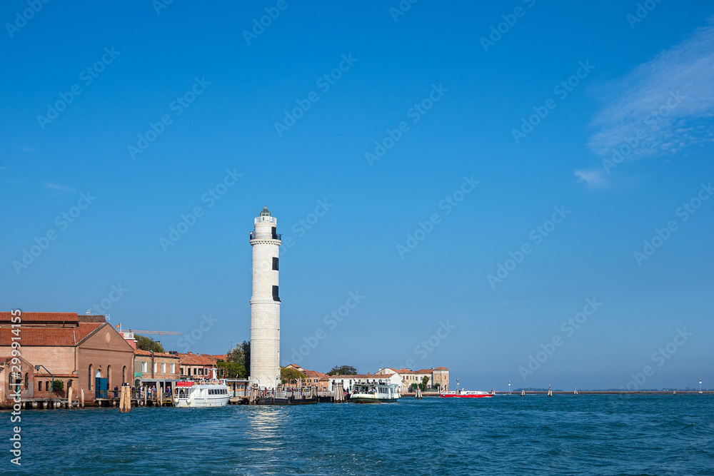Leuchtturm auf der Insel Murano bei Venedig in Italien