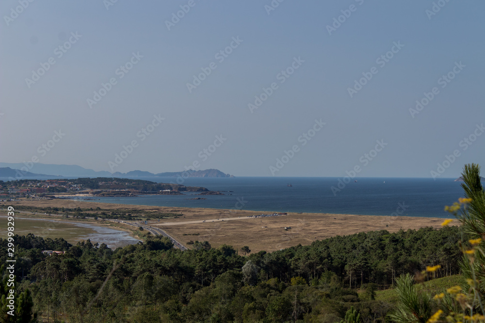 Costa, montaña y naturaleza de las Rías Bajas de Galicia Costa, montaña y naturaleza de las Rías Bajas de Galicia