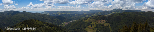 Schwarzwald an sonnigen Tagen. photo