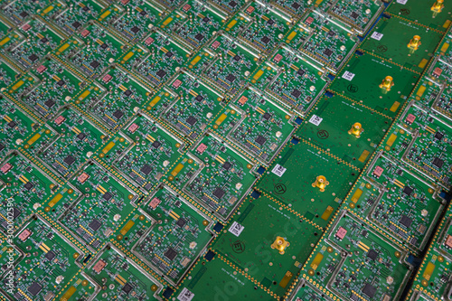 Tapety artystyczne Many assembled circuit boards