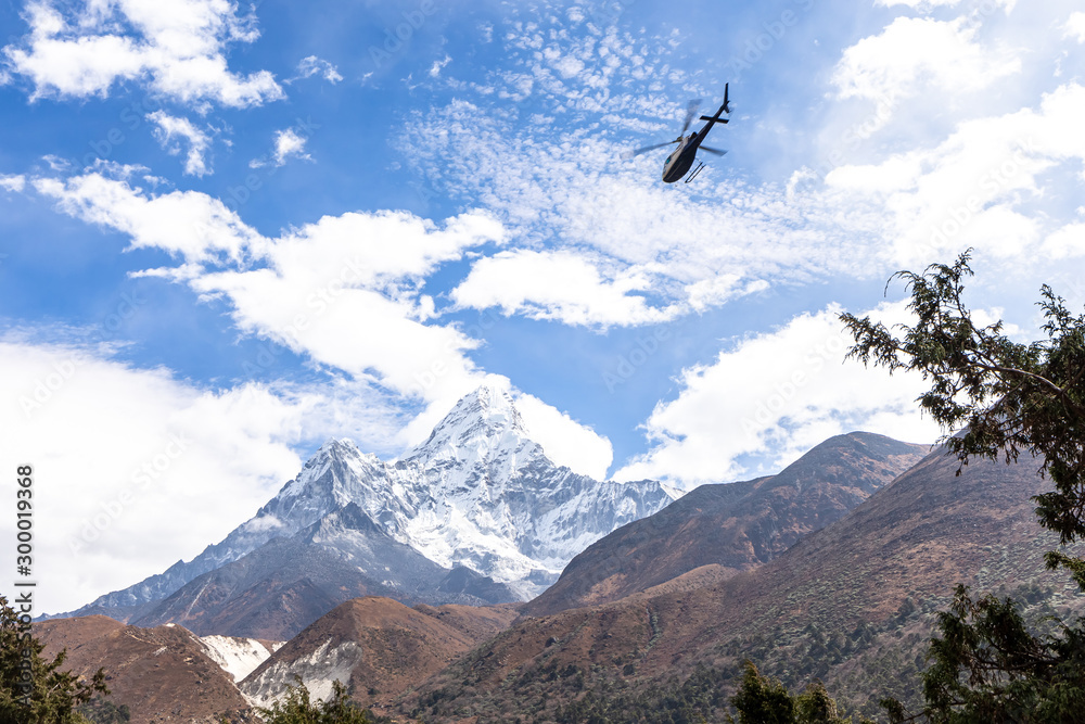 Obraz premium Ama Dablam Mountain. Trekking Everest Base Camp. Nepal.