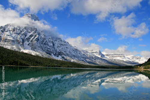 Fototapeta Naklejka Na Ścianę i Meble -  Peyto lake at Canadian rocky mountains ,Banff National Park,Alberta,Canada