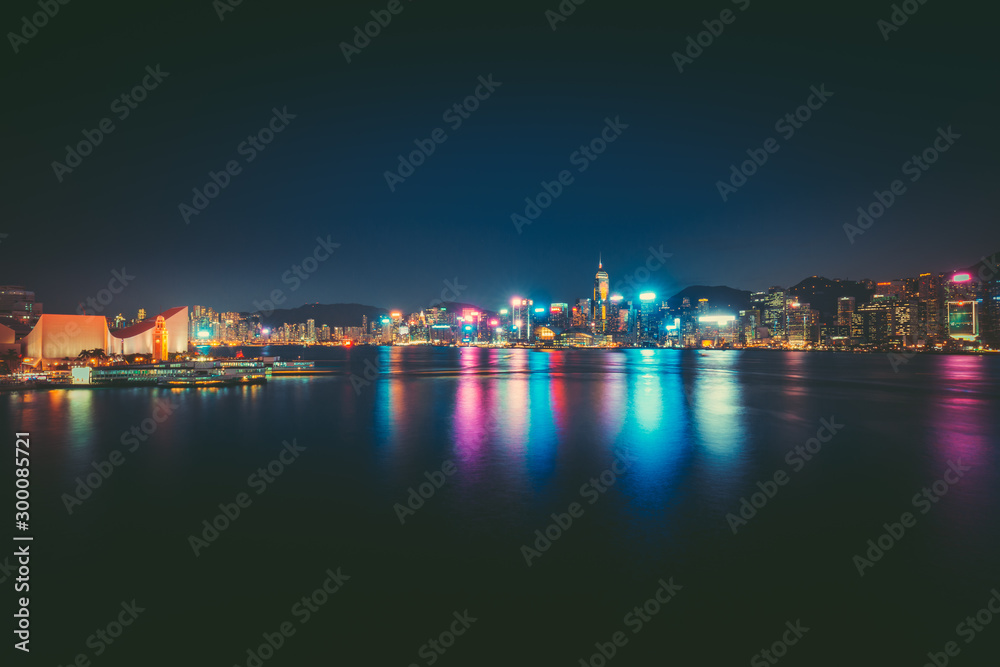 Long exposure photography of Victoria Harbor in Hong Kong 