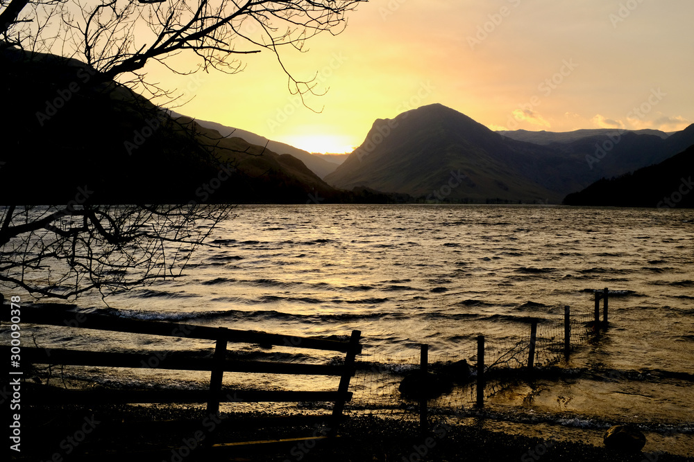 Fotografie Sunset on Buttermere, Lake District England