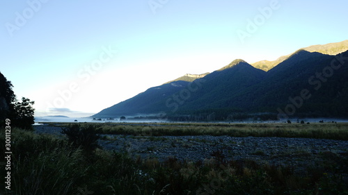 Neuseeland nebliger Morgen
