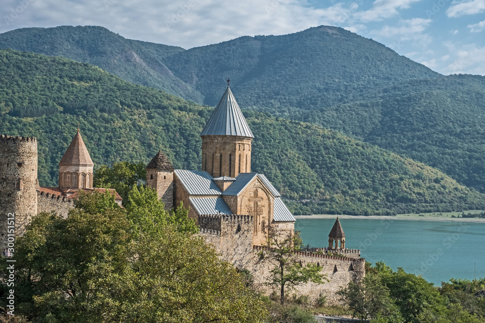 Georgien - Festungskirche Ananuri