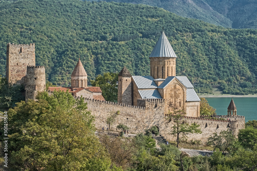 Georgien - Festungskirche Ananuri