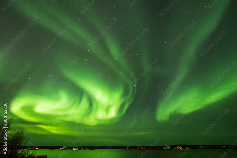 カナダ イエローナイフのオーロラブレーク Canada Yellowknife Aurora Stock 写真 Adobe Stock カナダ イエローナイフのオーロラブレーク Canada Yellowknife Aurora Stock 写真 Adobe Stock